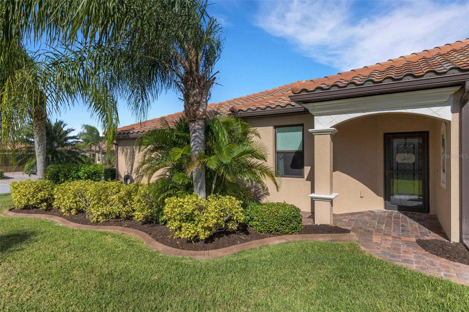 6683 WILLOWSHIRE WAY, Bradenton, FL 34212