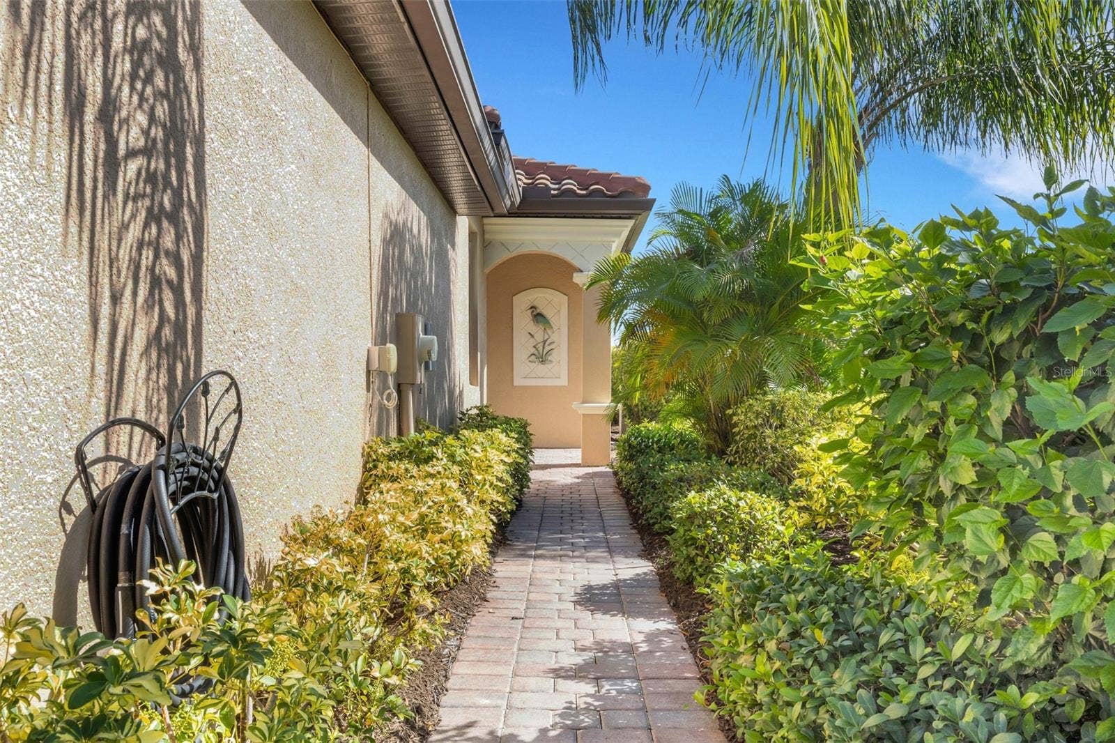 6683 WILLOWSHIRE WAY, Bradenton, FL 34212