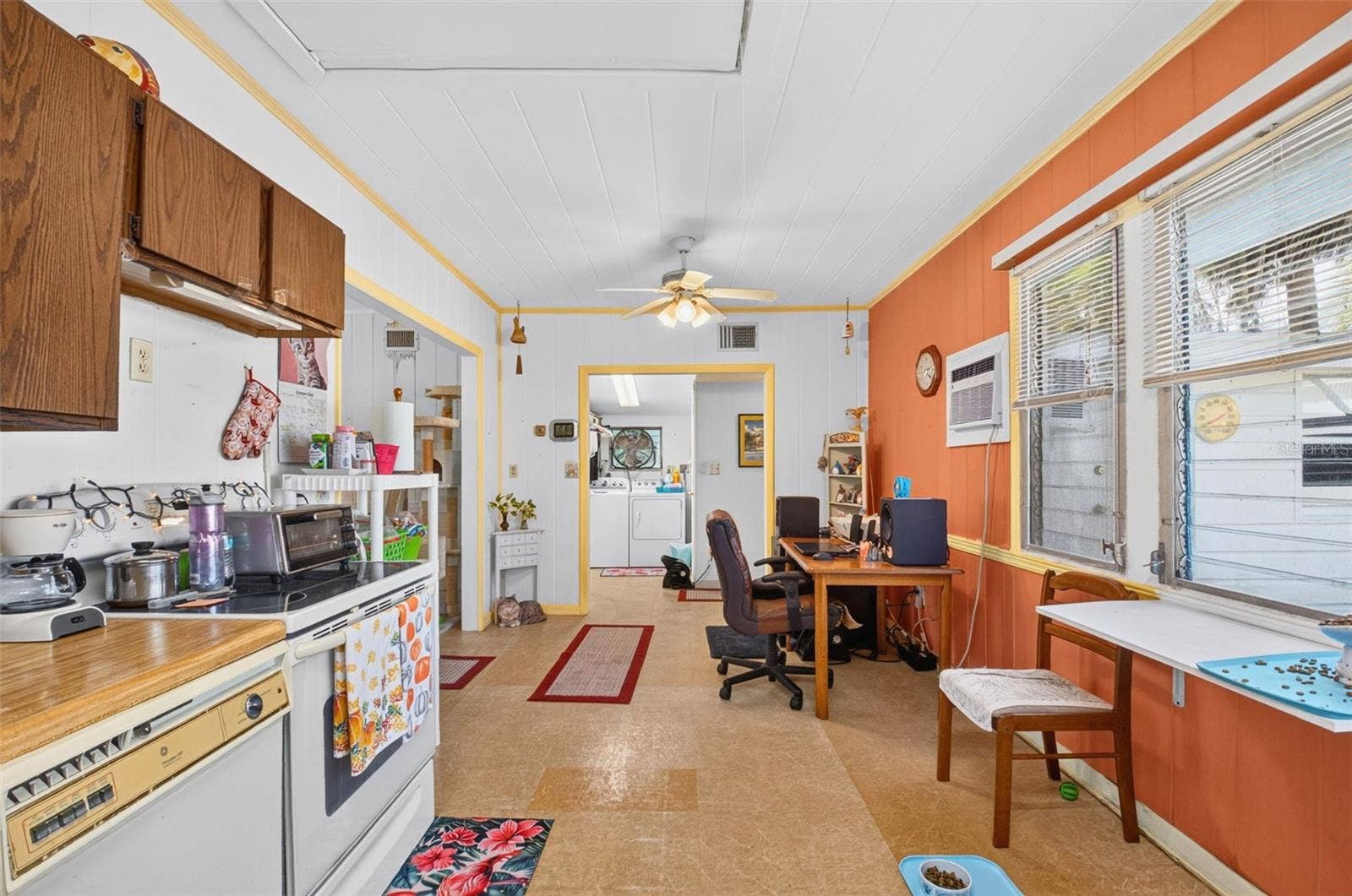 713 S LAKE AVENUE, Delray Beach, FL 33483