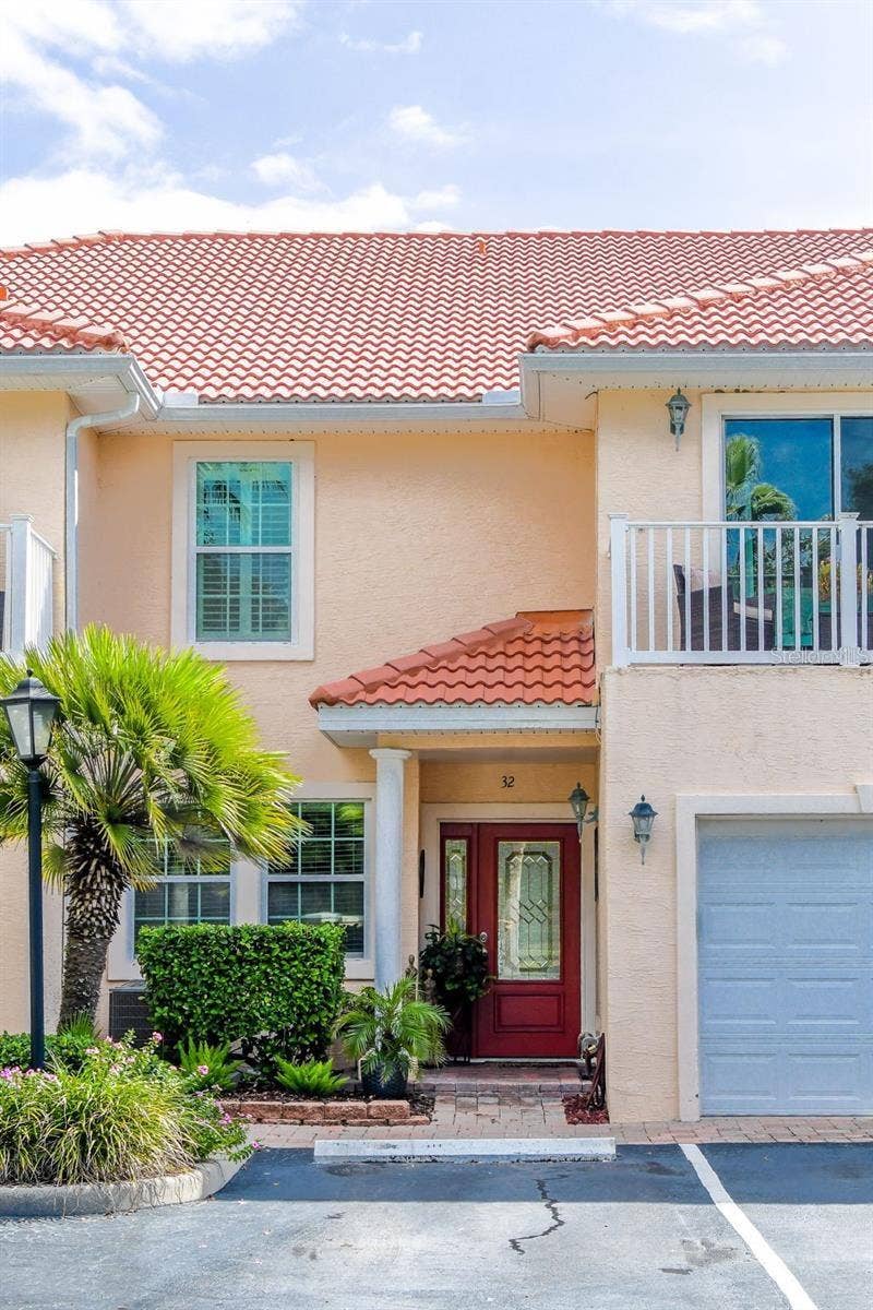 50 PALM HARBOR PARKWAY, #32, Palm Coast, FL 32137 Front of condo