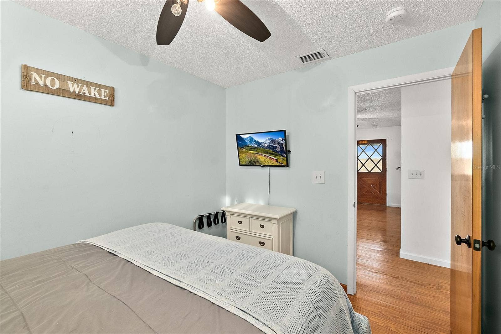 32 ARMAND BEACH DRIVE, Palm Coast, FL 32137 32 ARMAND BEACH DRIVE, Palm Coast, FL 32137