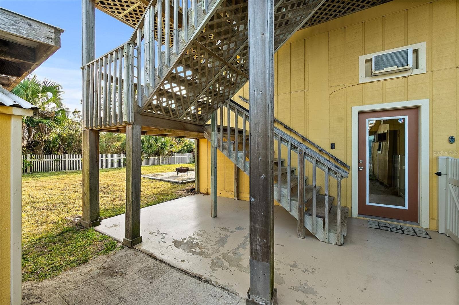 32 ARMAND BEACH DRIVE, Palm Coast, FL 32137 32 ARMAND BEACH DRIVE, Palm Coast, FL 32137
