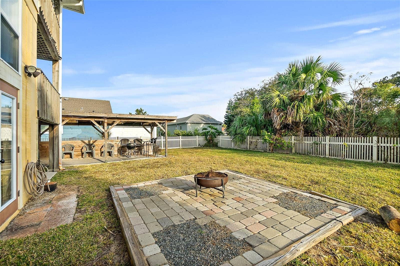 32 ARMAND BEACH DRIVE, Palm Coast, FL 32137 32 ARMAND BEACH DRIVE, Palm Coast, FL 32137
