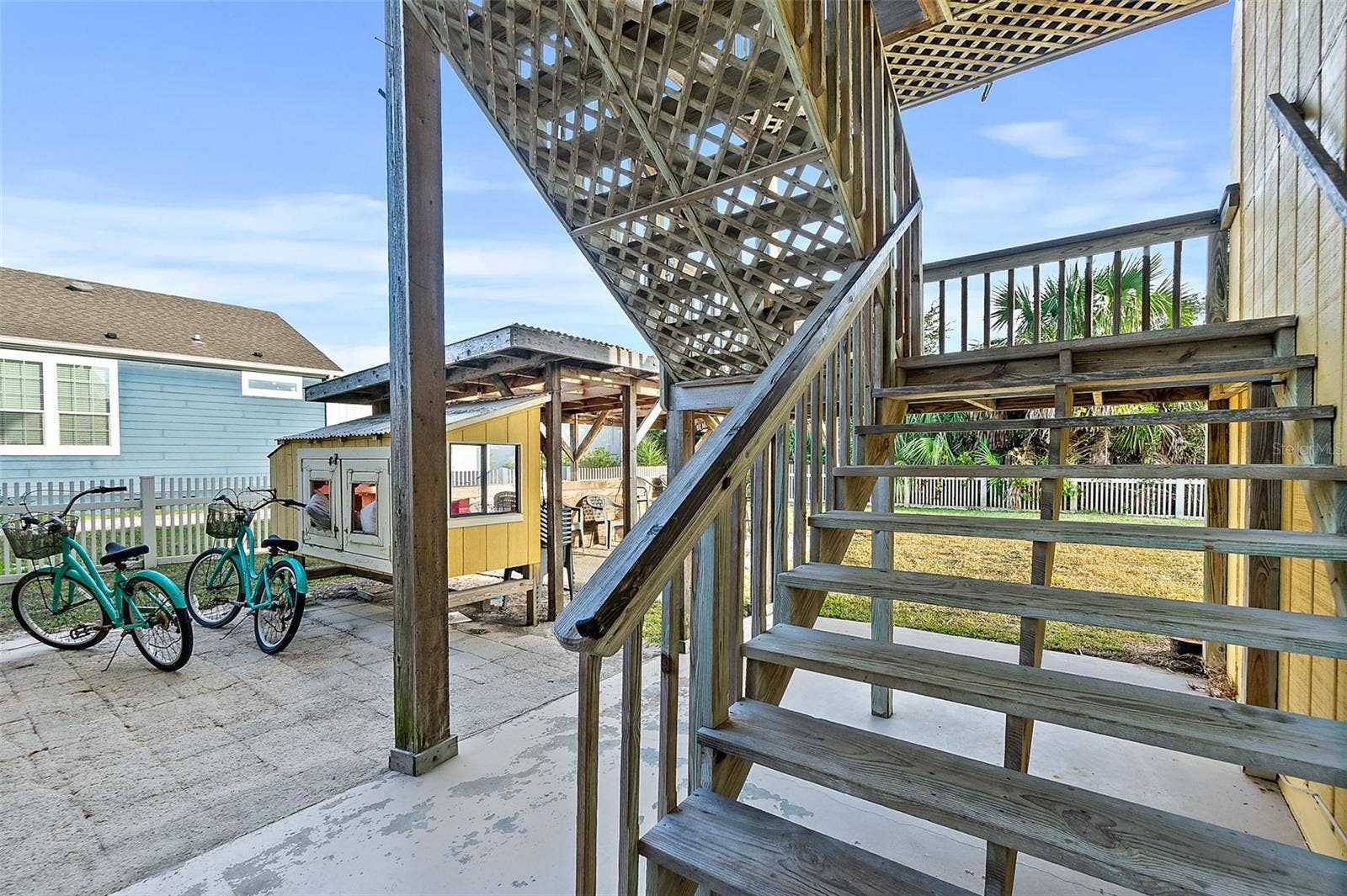 32 ARMAND BEACH DRIVE, Palm Coast, FL 32137 32 ARMAND BEACH DRIVE, Palm Coast, FL 32137