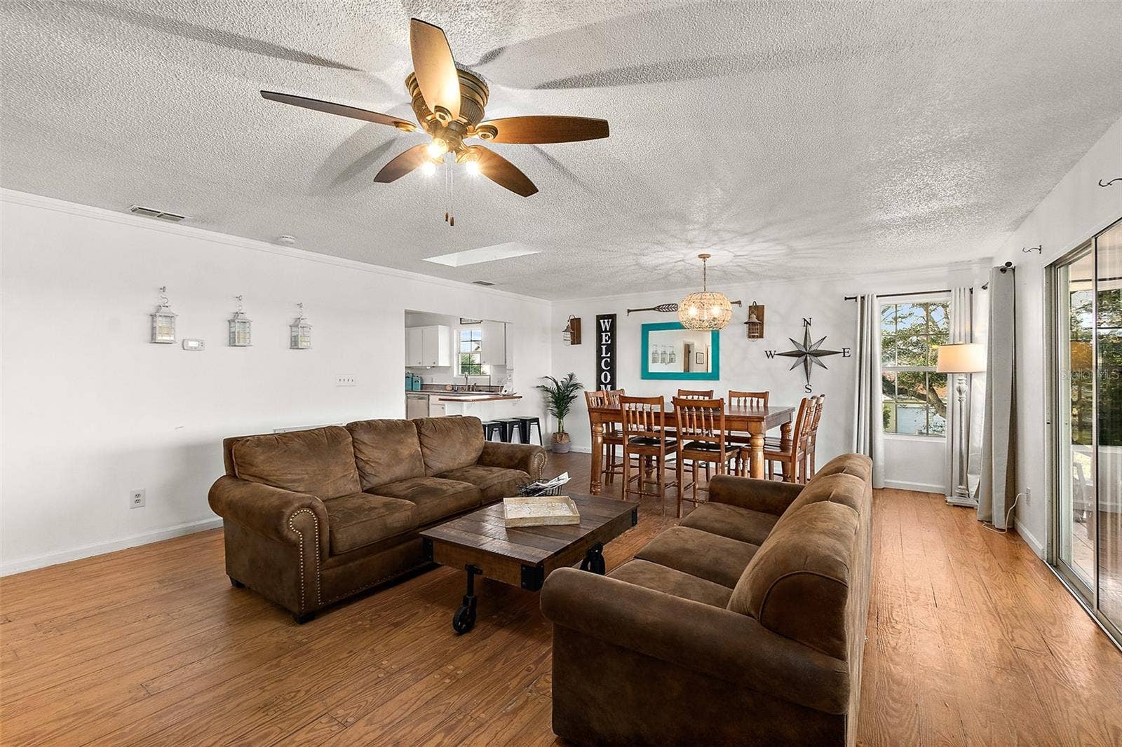 32 ARMAND BEACH DRIVE, Palm Coast, FL 32137 32 ARMAND BEACH DRIVE, Palm Coast, FL 32137