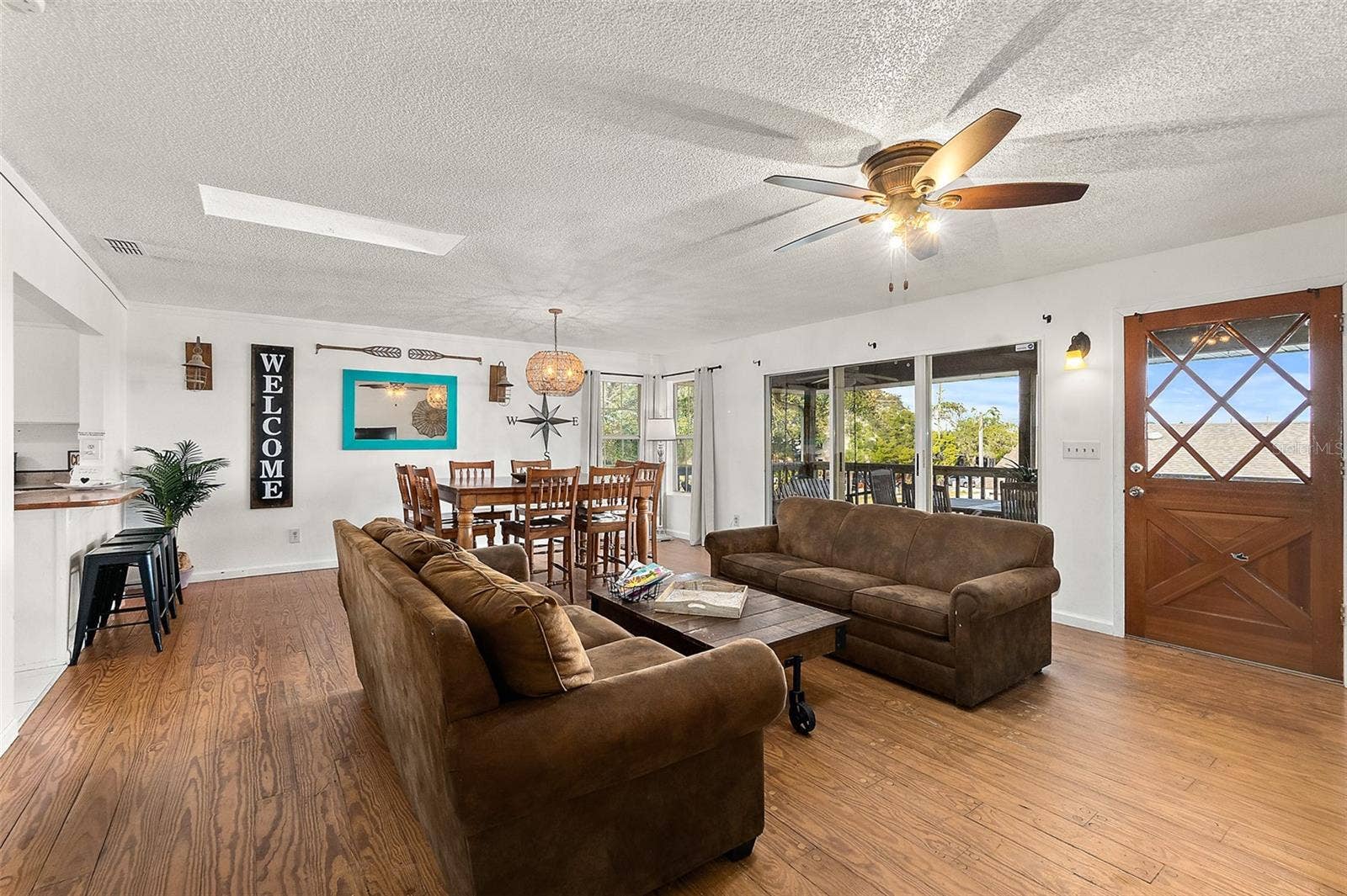 32 ARMAND BEACH DRIVE, Palm Coast, FL 32137 32 ARMAND BEACH DRIVE, Palm Coast, FL 32137
