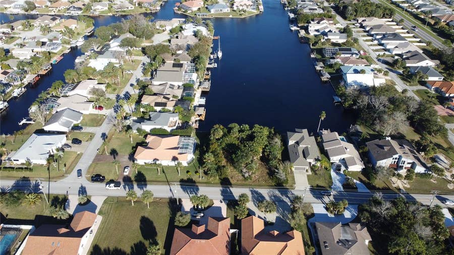Property photo for 10 CIMMARON DRIVE, Palm Coast, FL