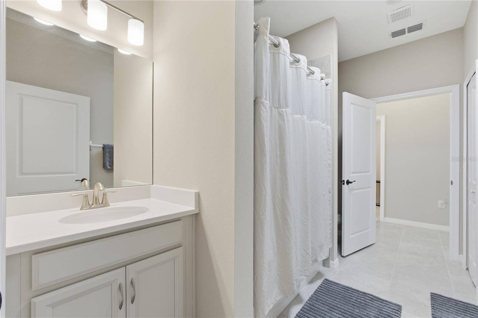 14 MATANZAS LAKES DRIVE, Palm Coast, FL 32137 14 MATANZAS LAKES DRIVE, Palm Coast, FL 32137