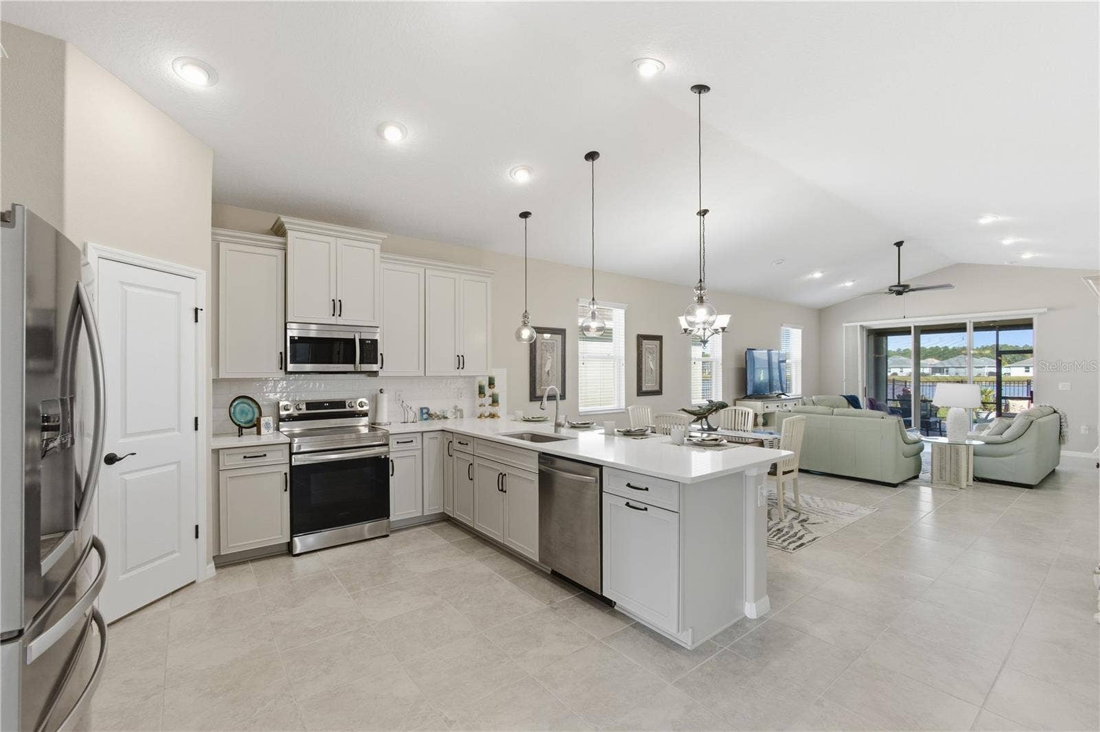 14 MATANZAS LAKES DRIVE, Palm Coast, FL 32137 14 MATANZAS LAKES DRIVE, Palm Coast, FL 32137