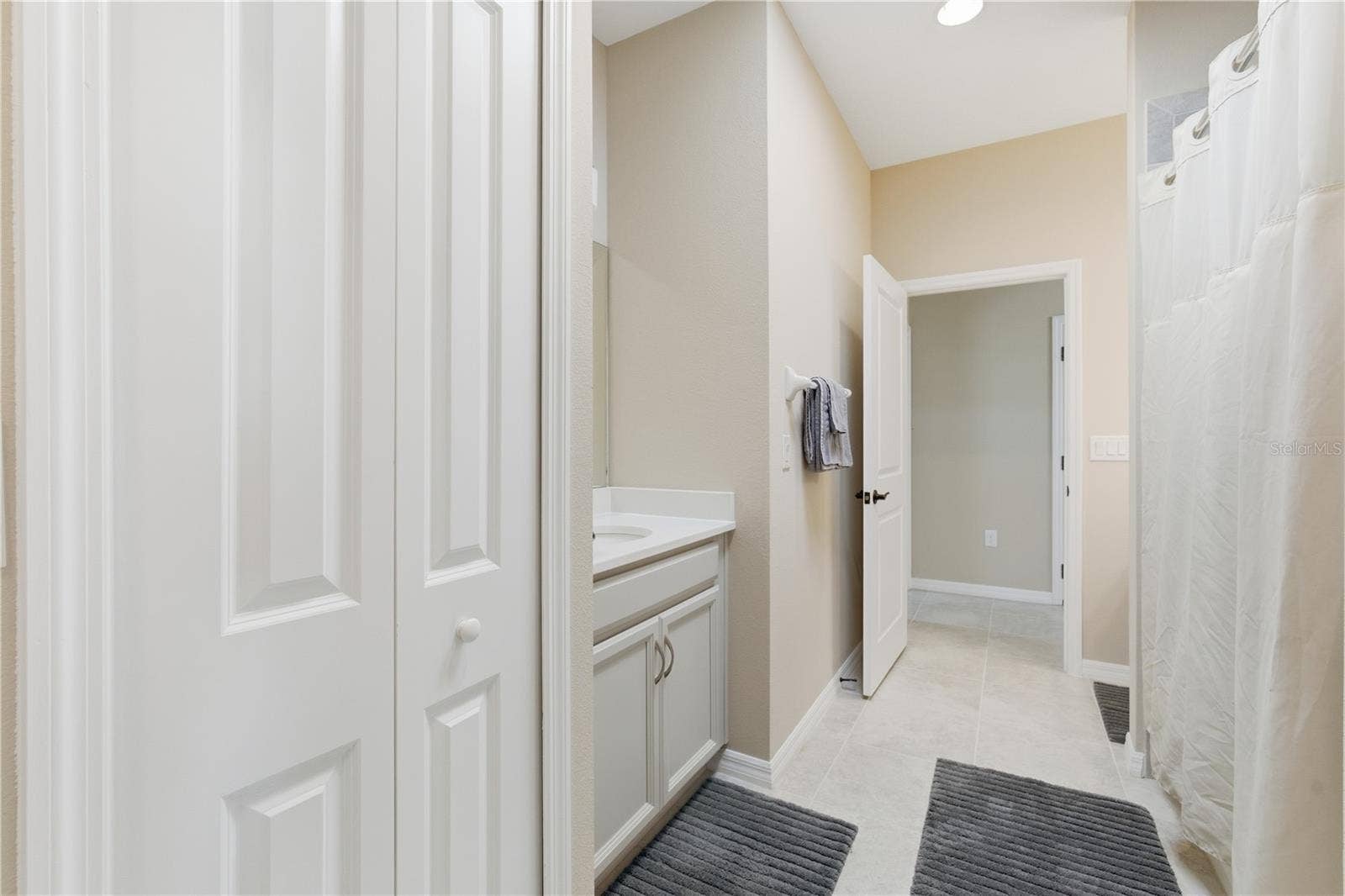 14 MATANZAS LAKES DRIVE, Palm Coast, FL 32137 14 MATANZAS LAKES DRIVE, Palm Coast, FL 32137