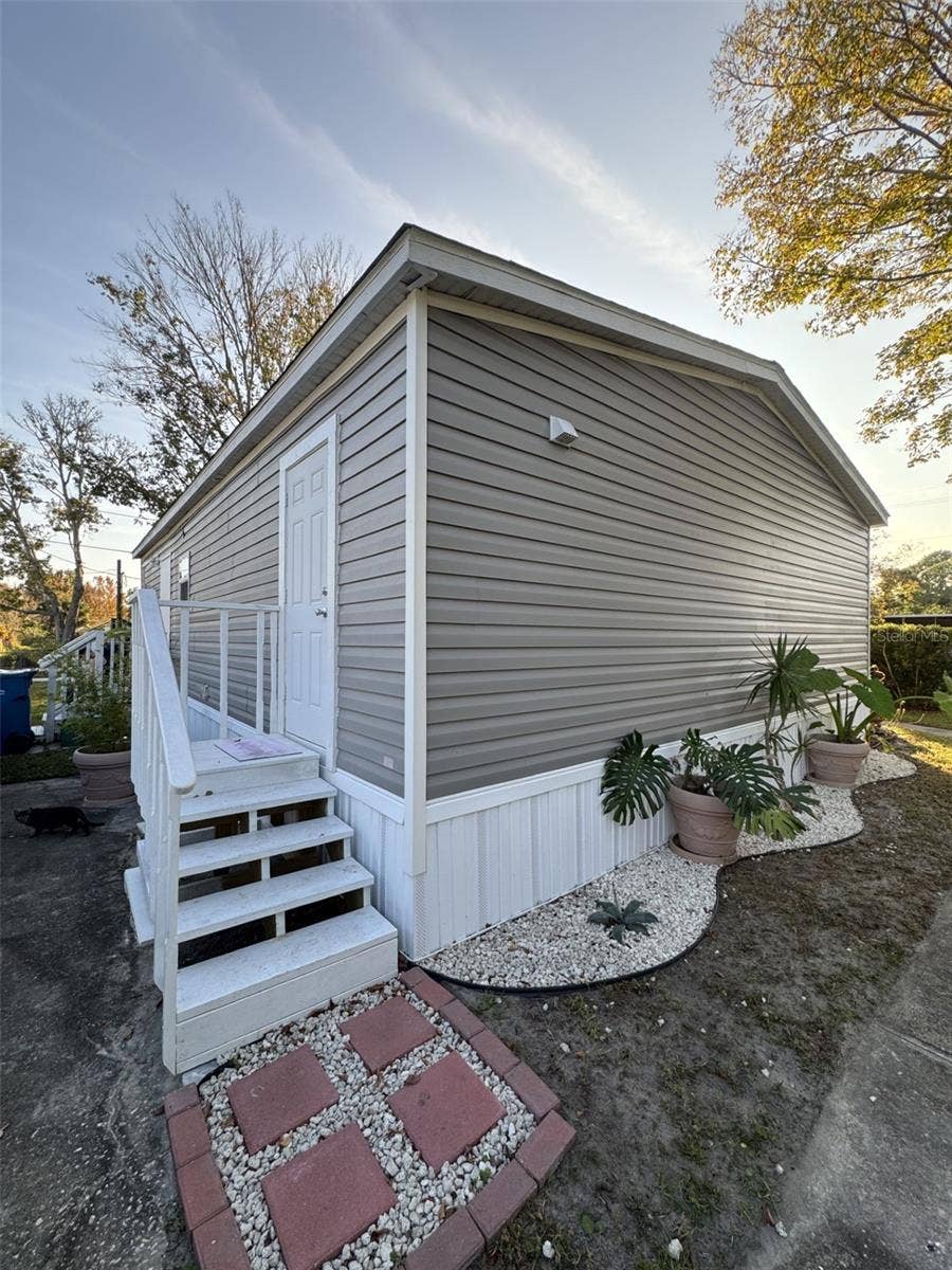 Property photo for 1111 AVENUE G, Ormond Beach, FL