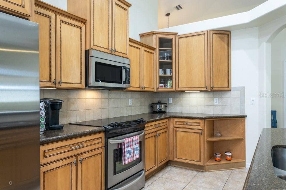 150 W WATERSIDE PARKWAY, Palm Coast, FL 32137 150 W WATERSIDE PARKWAY, Palm Coast, FL 32137