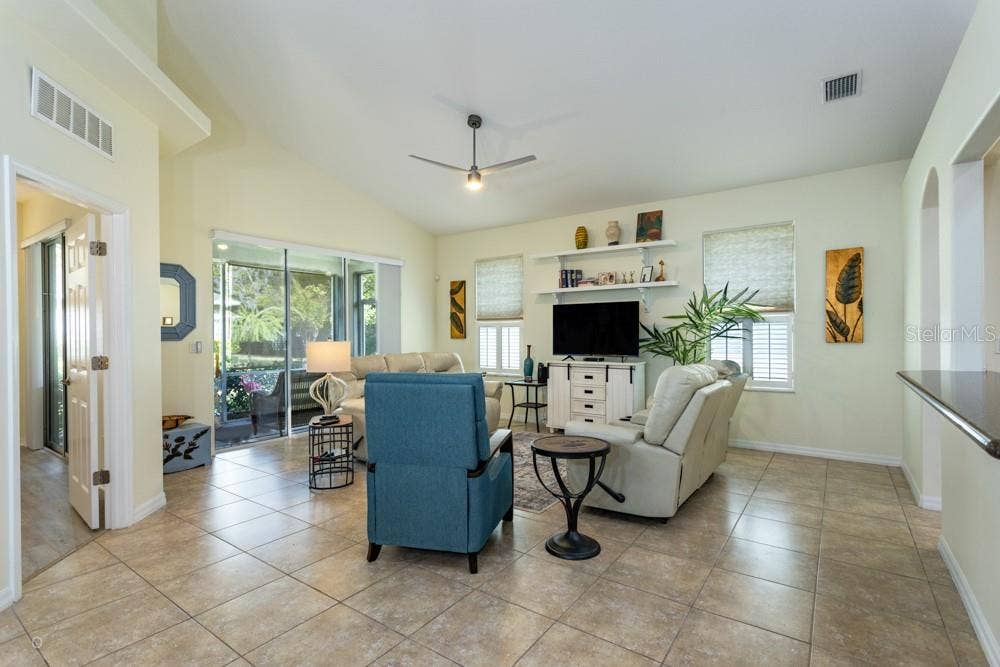 150 W WATERSIDE PARKWAY, Palm Coast, FL 32137 150 W WATERSIDE PARKWAY, Palm Coast, FL 32137