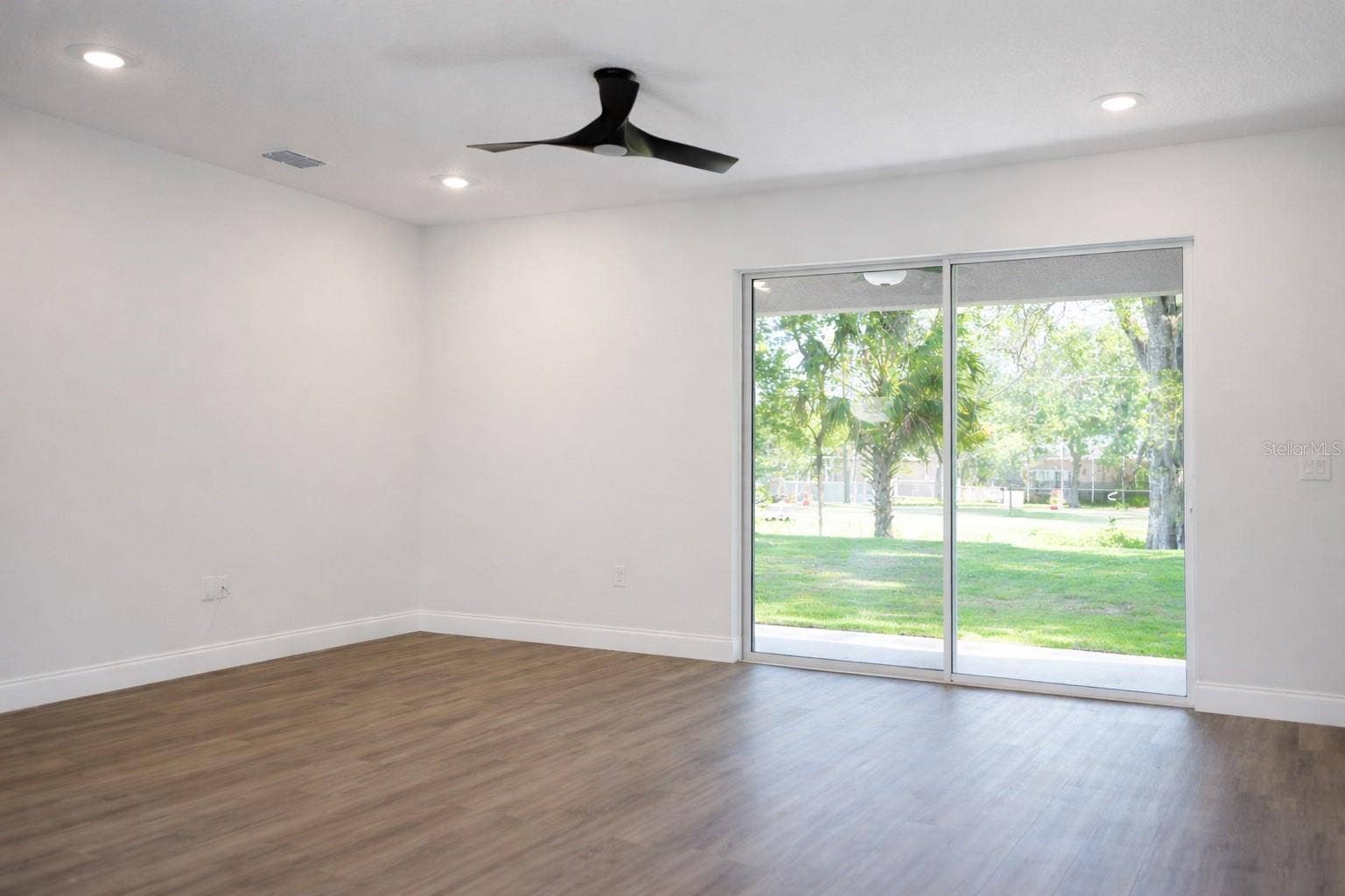 45 ROYAL OAK DRIVE, Palm Coast, FL 32164 45 ROYAL OAK DRIVE, Palm Coast, FL 32164
