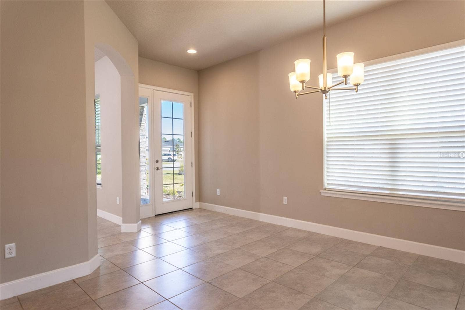3 NEWHAVEN LANE, Ormond Beach, FL 32174 Foyer area and flex room
