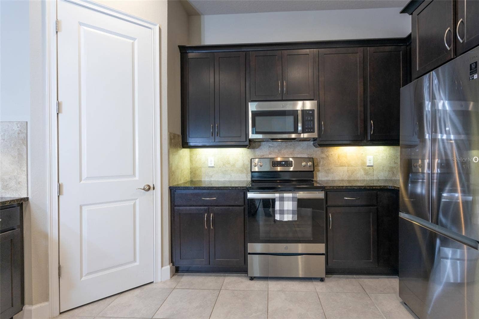 3 NEWHAVEN LANE, Ormond Beach, FL 32174 Loads of storage