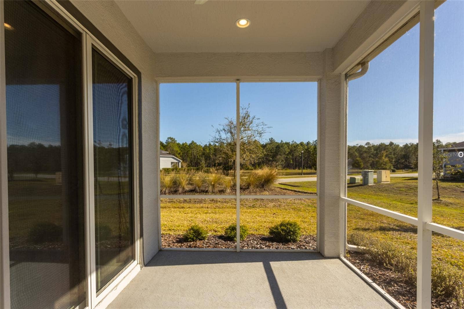 3 NEWHAVEN LANE, Ormond Beach, FL 32174 Enjoy the quiet from your screened patio
