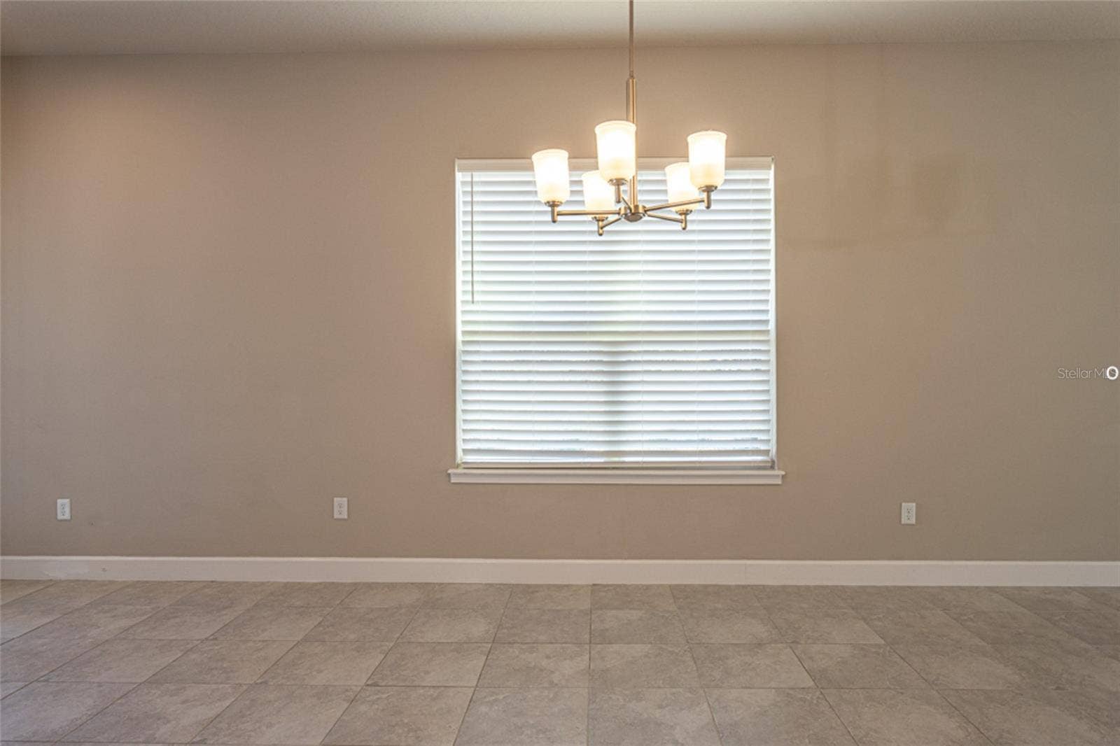 3 NEWHAVEN LANE, Ormond Beach, FL 32174 Spacious dining area