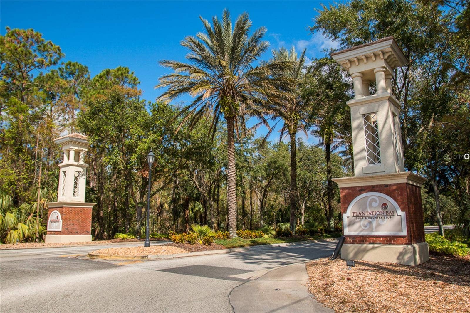 3 NEWHAVEN LANE, Ormond Beach, FL 32174 One of 3 gated entrances - manned 24/7