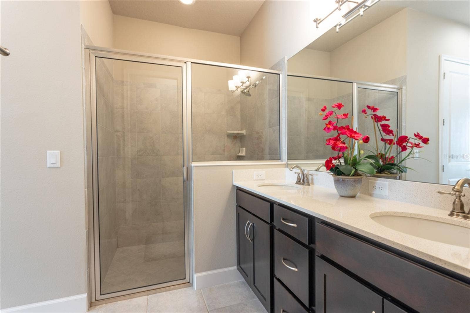 3 NEWHAVEN LANE, Ormond Beach, FL 32174 Large tiled shower in primary bath