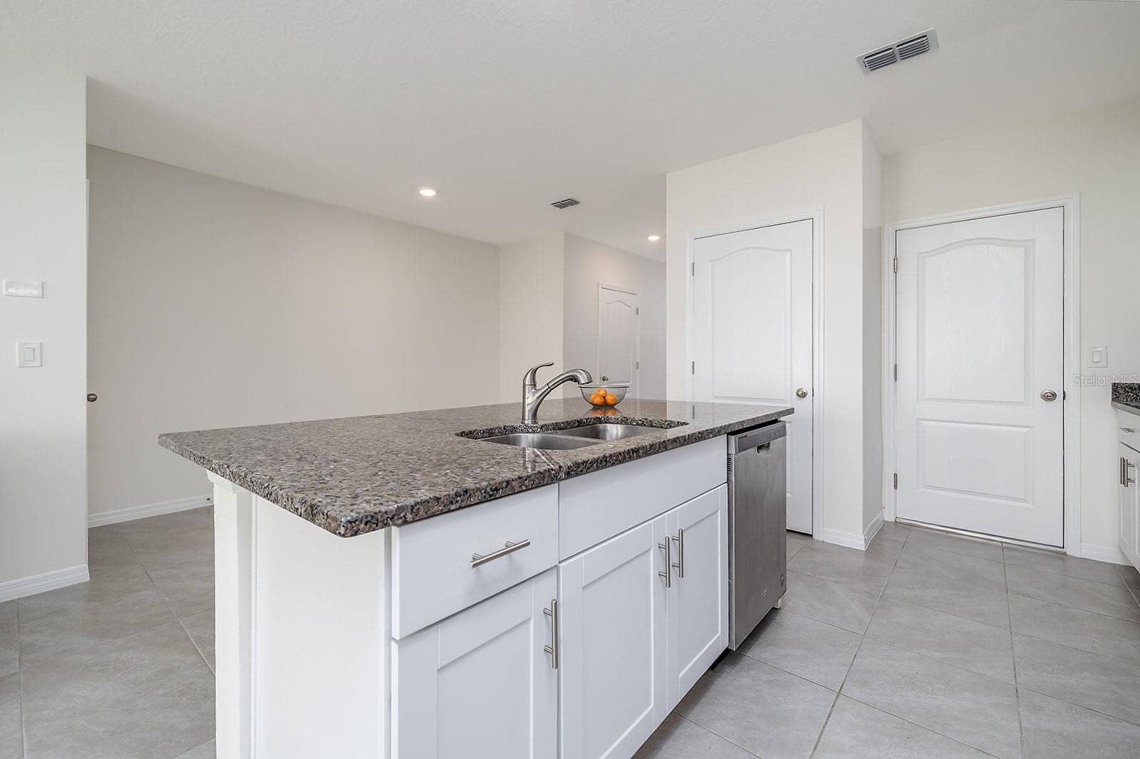 58 BELLA OAKS DRIVE, Port Orange, FL 32129 58 BELLA OAKS DRIVE, Port Orange, FL 32129