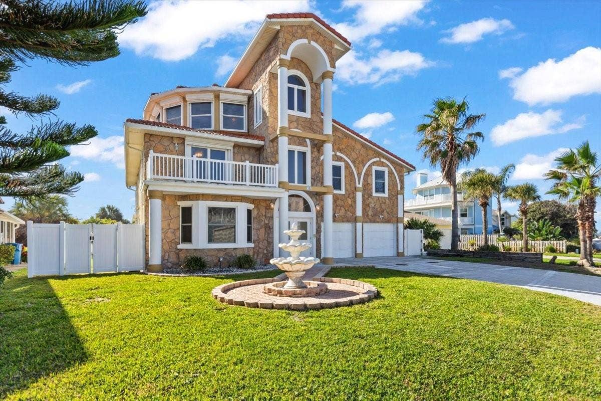 10 CAPISTRANO DRIVE, Ormond Beach, FL 32176 10 CAPISTRANO DRIVE, Ormond Beach, FL 32176