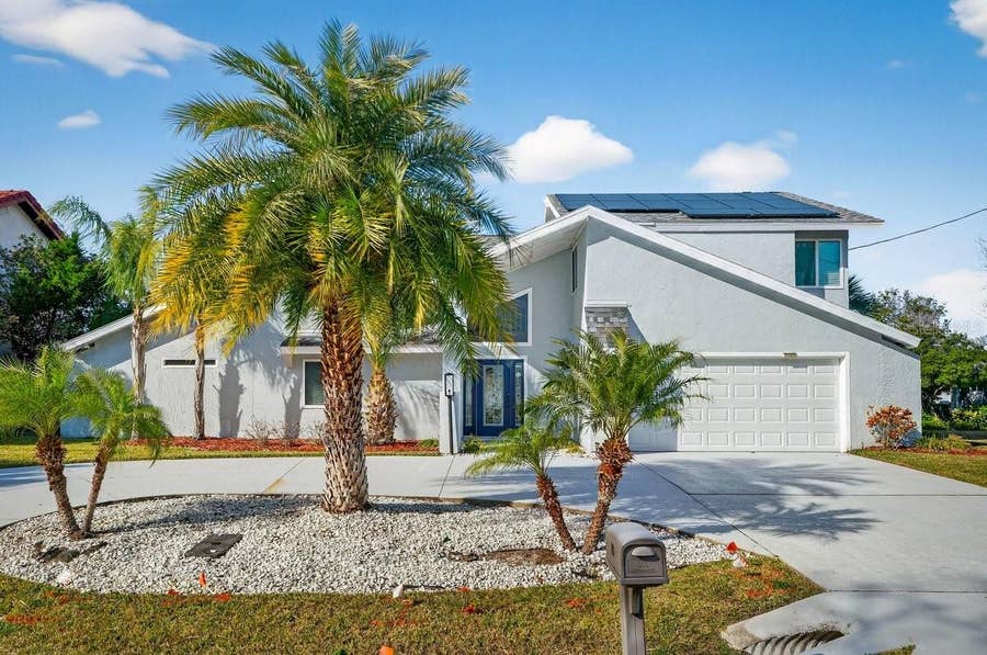 Property photo for 10 FLEMING COURT, Palm Coast, FL