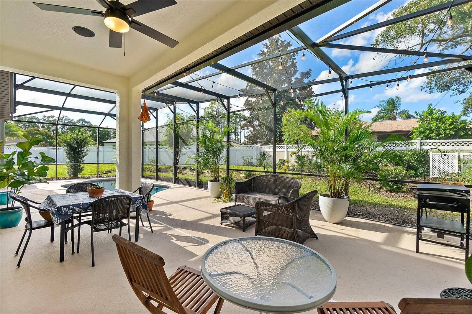 20 EASTWOOD DRIVE, Palm Coast, FL 32164 20 EASTWOOD DRIVE, Palm Coast, FL 32164