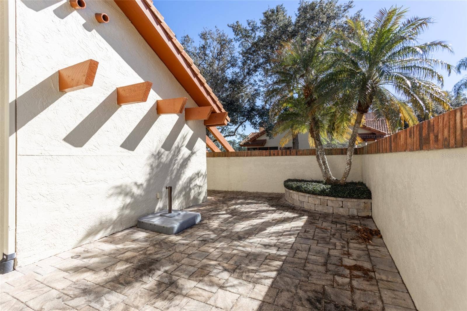 39 VILLAGE CIRCLE, #5-501, Palm Coast, FL 32164 Front Courtyard