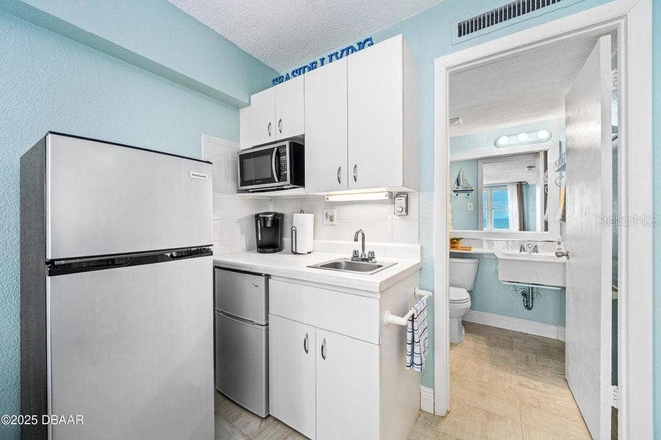 2301 S ATLANTIC AVENUE, #201, Daytona Beach, FL 32118