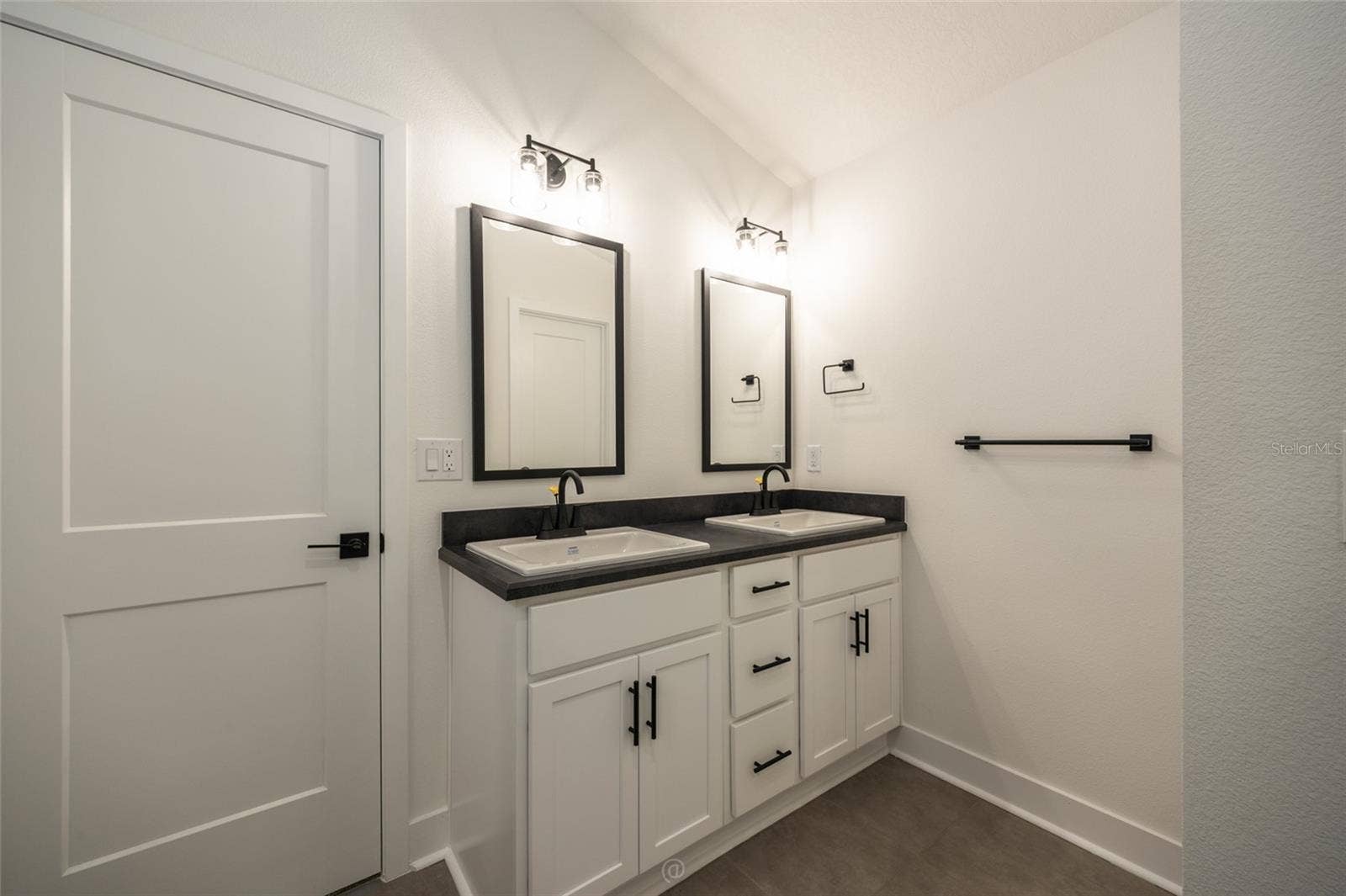 77 PICKERING DRIVE, Palm Coast, FL 32164 77 PICKERING DRIVE, Palm Coast, FL 32164