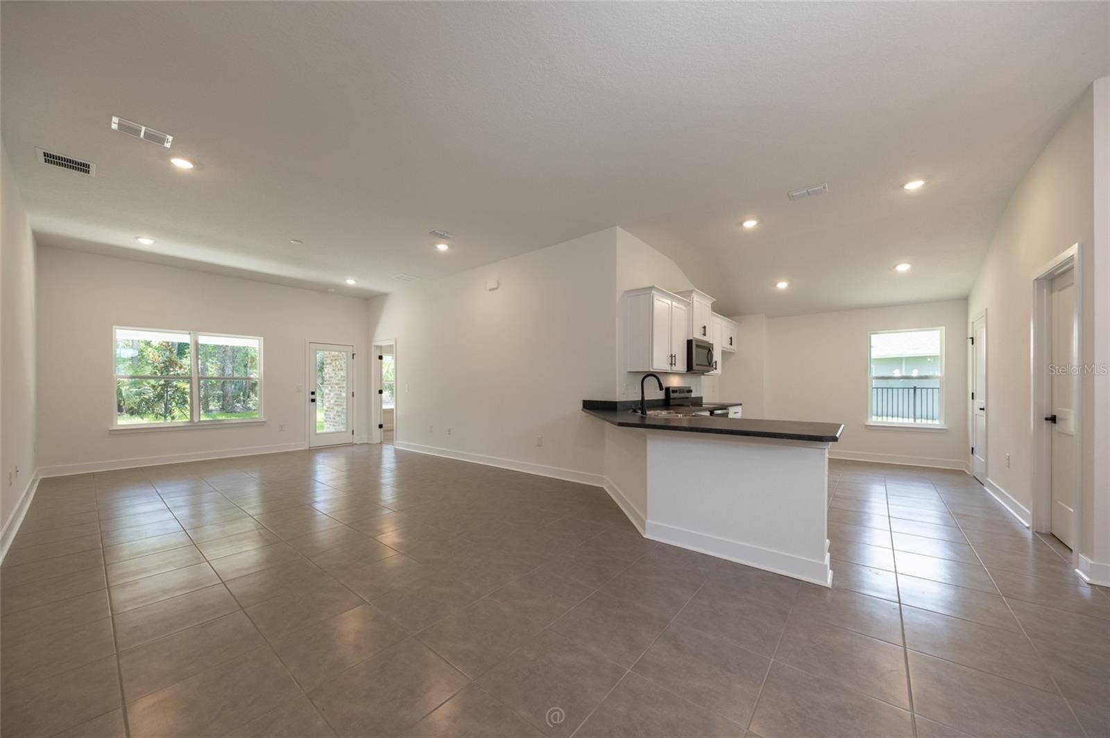 77 PICKERING DRIVE, Palm Coast, FL 32164 77 PICKERING DRIVE, Palm Coast, FL 32164