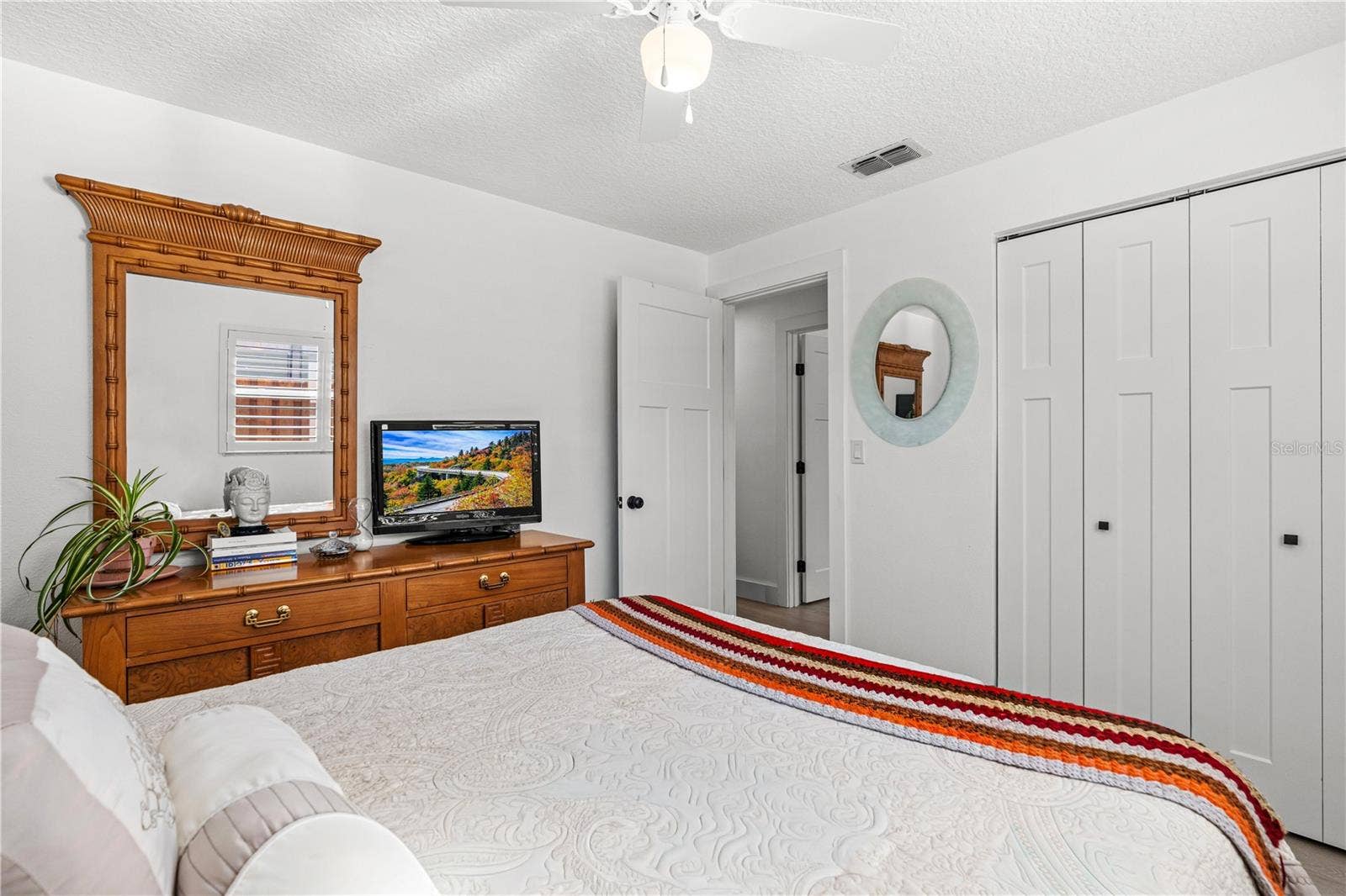2005 ORIOLE LANE, South Daytona, FL 32119