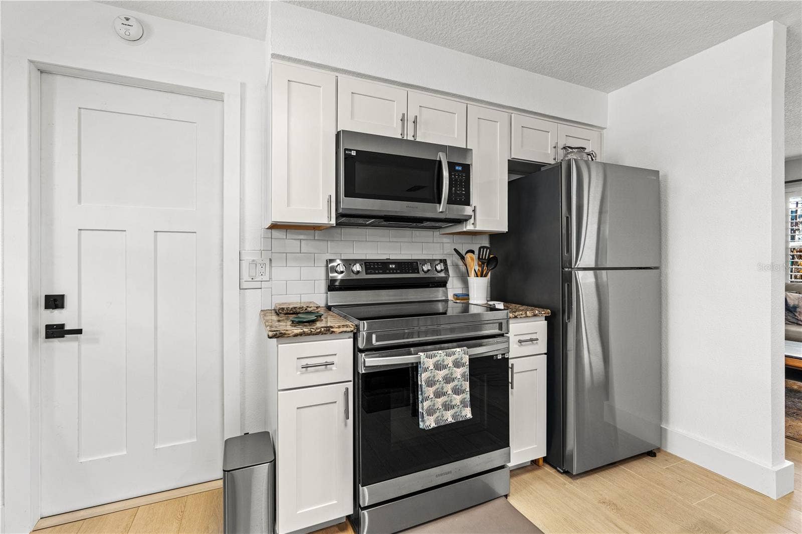 2005 ORIOLE LANE, South Daytona, FL 32119