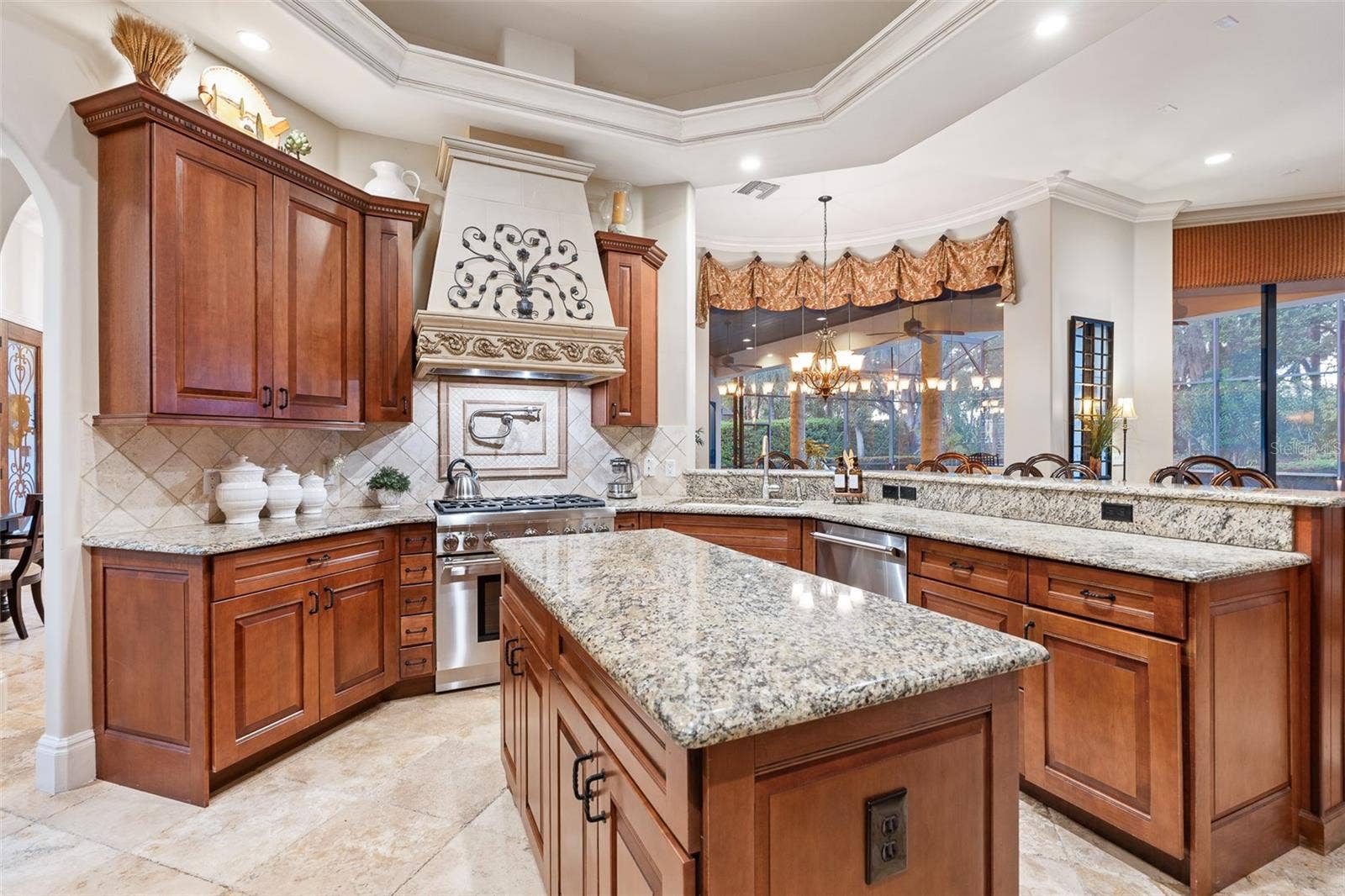 7341 BELLA FORESTA PLACE, Sanford, FL 32771 Kitchen