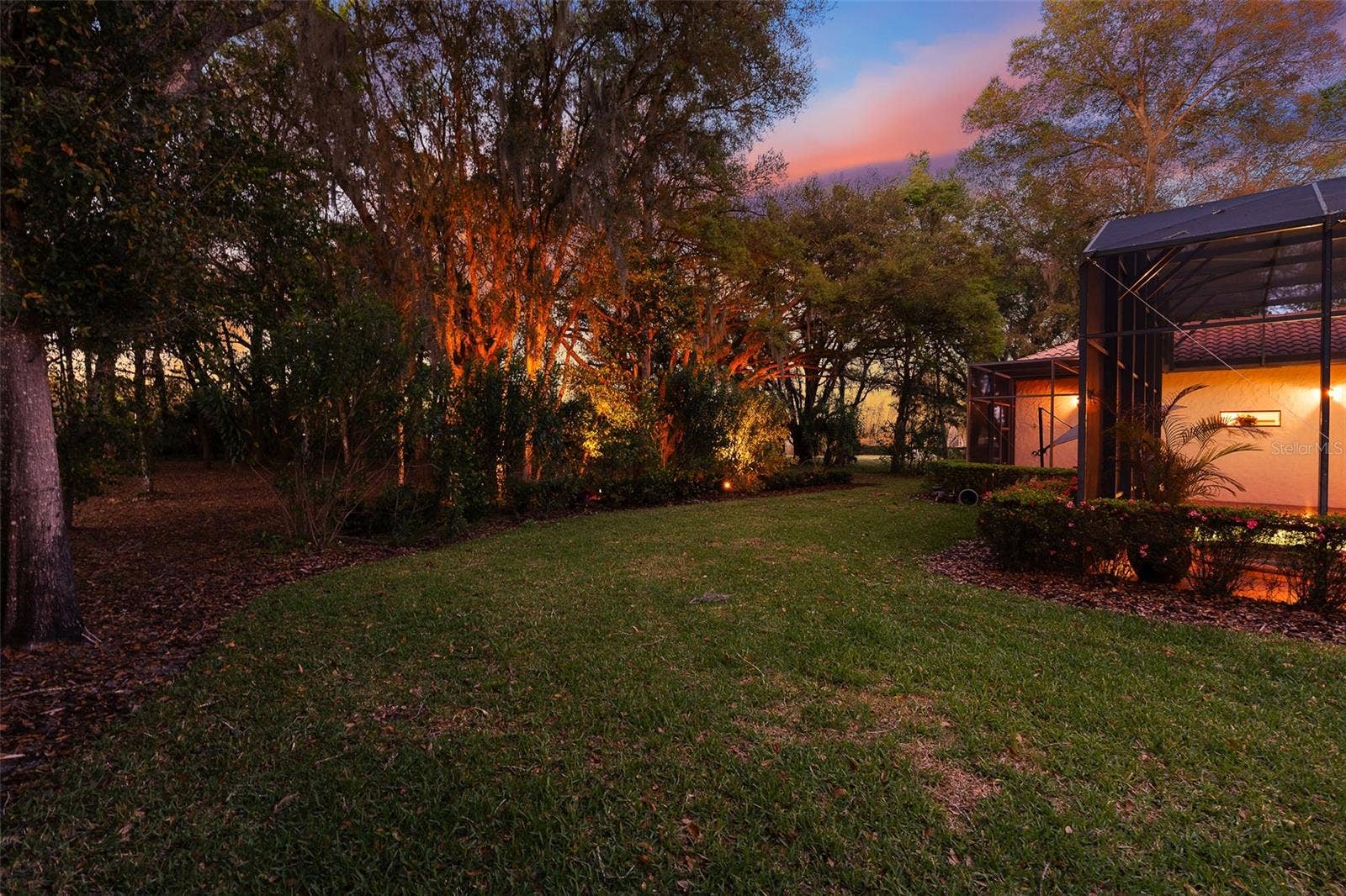 7341 BELLA FORESTA PLACE, Sanford, FL 32771 Twilight Backyard