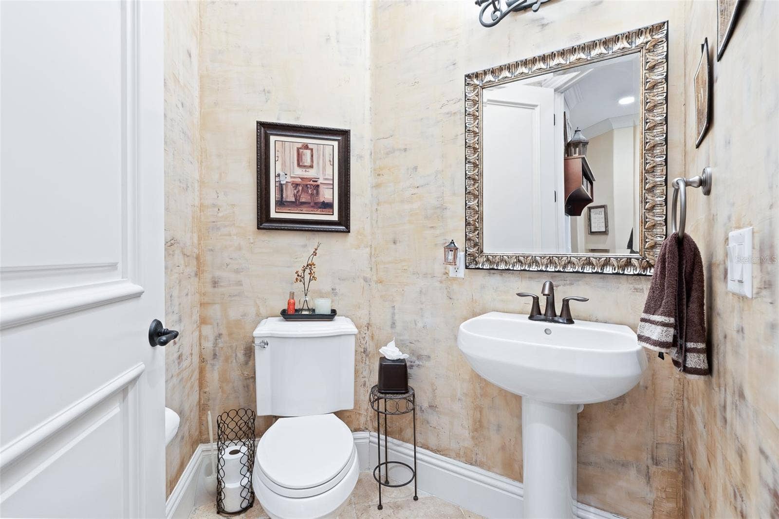 7341 BELLA FORESTA PLACE, Sanford, FL 32771 Powder Room