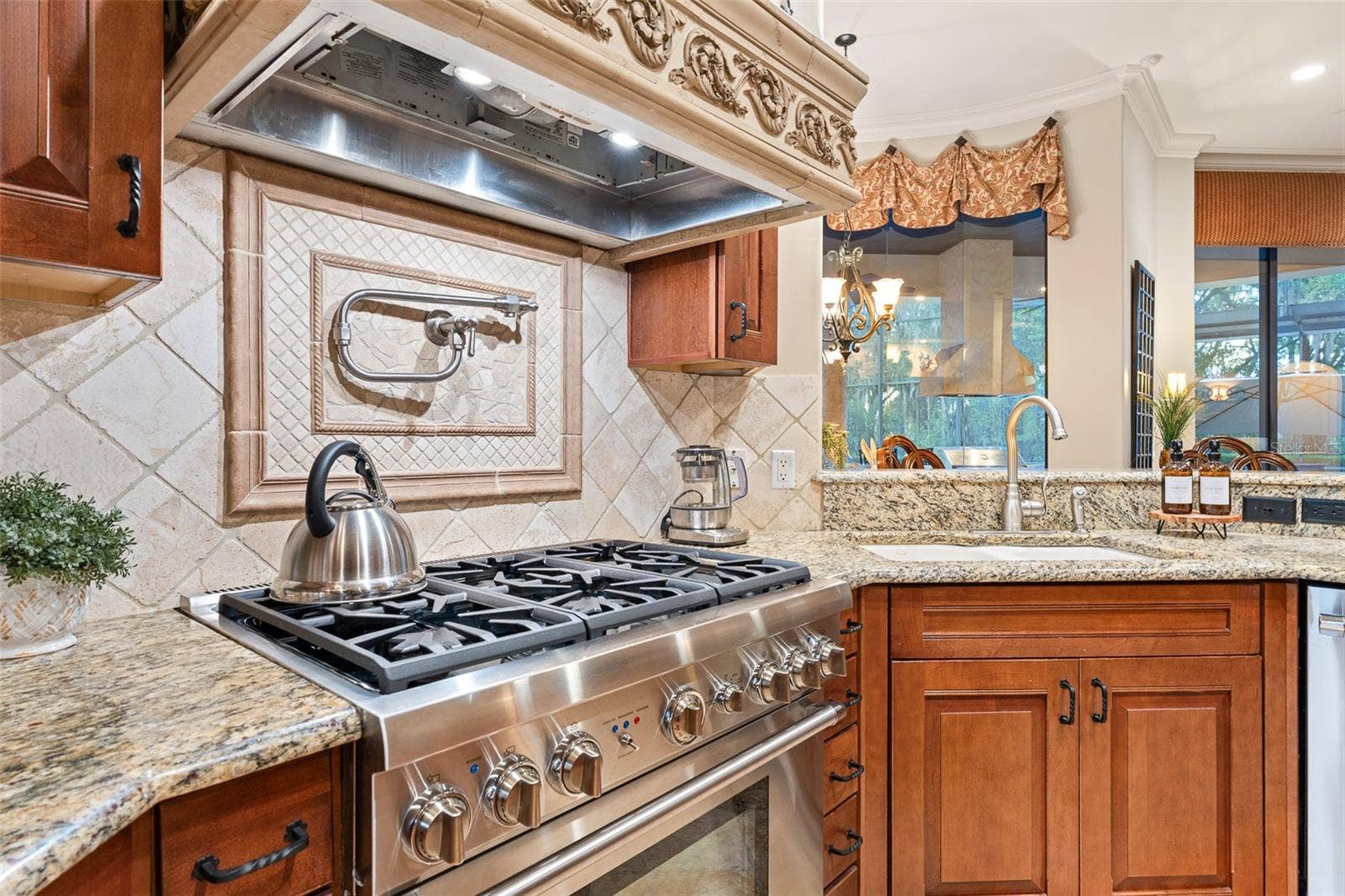 7341 BELLA FORESTA PLACE, Sanford, FL 32771 Kitchen