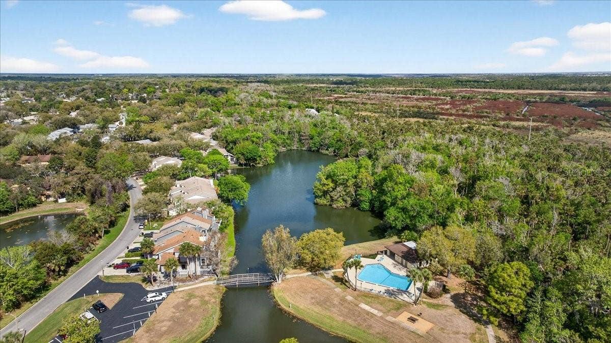 525 LAKE BRIDGE DRIVE, Ormond Beach, FL 32174 525 LAKE BRIDGE DRIVE, Ormond Beach, FL 32174