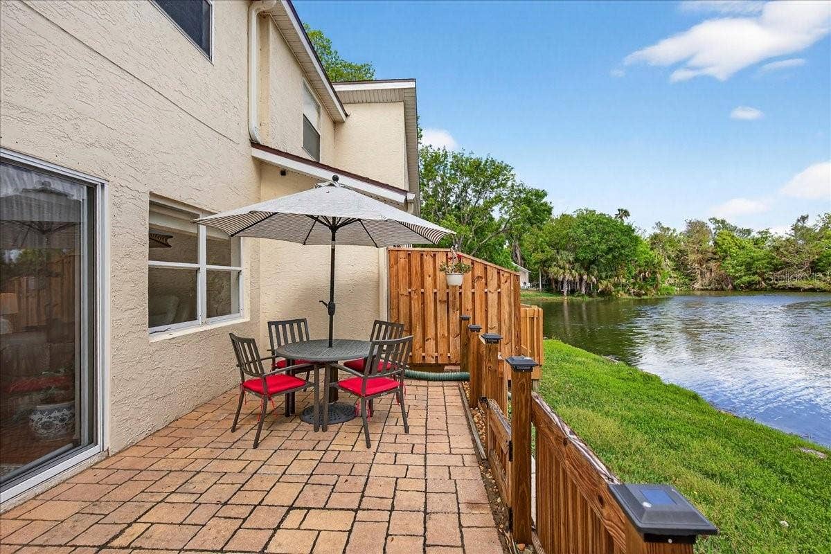525 LAKE BRIDGE DRIVE, Ormond Beach, FL 32174 525 LAKE BRIDGE DRIVE, Ormond Beach, FL 32174