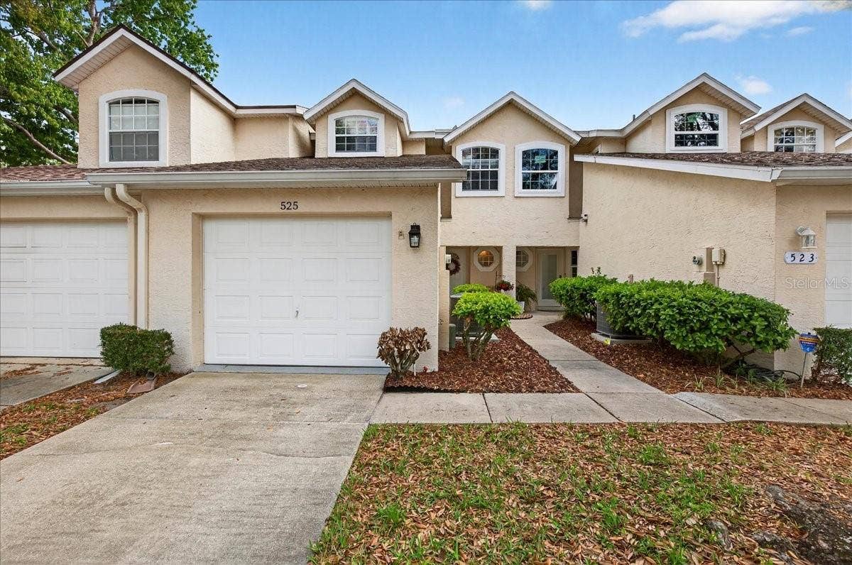 525 LAKE BRIDGE DRIVE, Ormond Beach, FL 32174 525 LAKE BRIDGE DRIVE, Ormond Beach, FL 32174