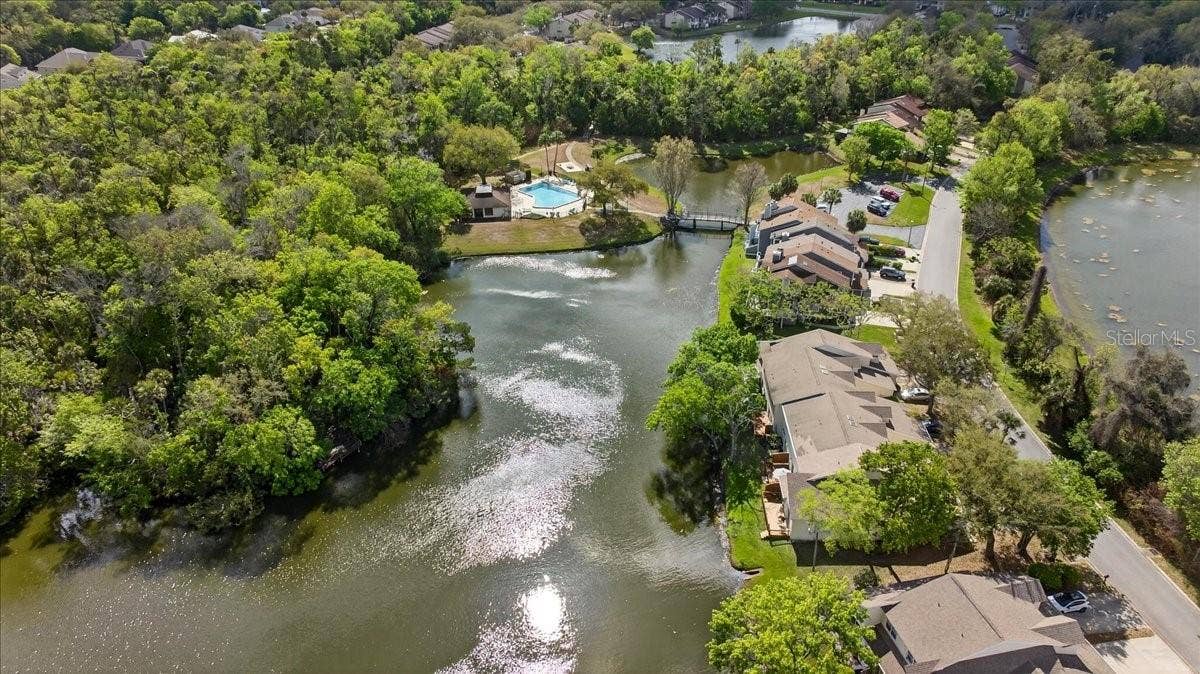525 LAKE BRIDGE DRIVE, Ormond Beach, FL 32174 525 LAKE BRIDGE DRIVE, Ormond Beach, FL 32174
