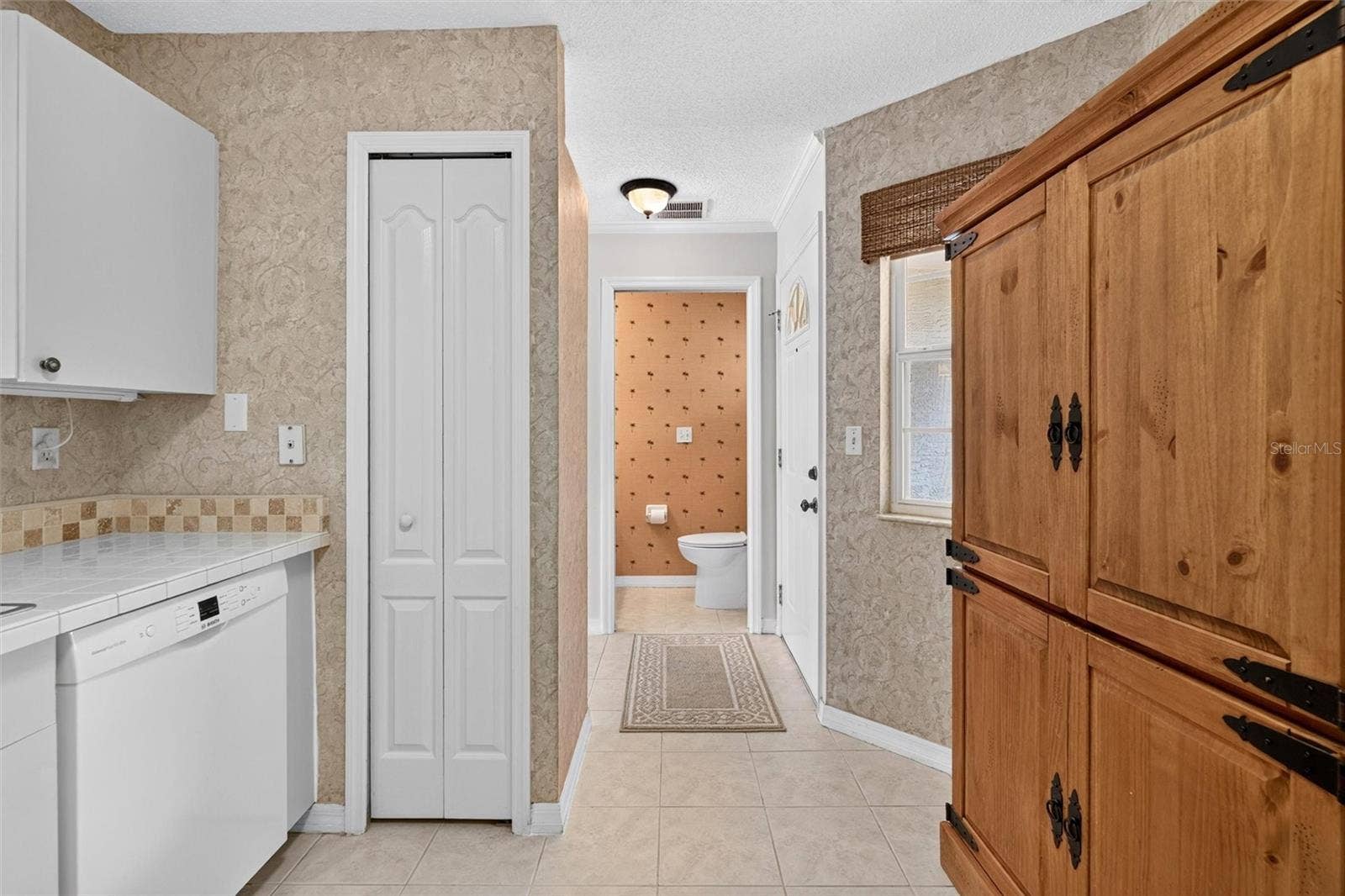 525 LAKE BRIDGE DRIVE, Ormond Beach, FL 32174 525 LAKE BRIDGE DRIVE, Ormond Beach, FL 32174
