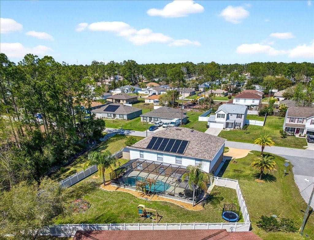 33 RED BARN DRIVE, Palm Coast, FL 32164 33 RED BARN DRIVE, Palm Coast, FL 32164