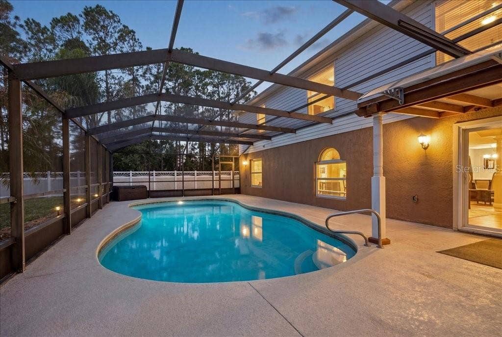 33 RED BARN DRIVE, Palm Coast, FL 32164 33 RED BARN DRIVE, Palm Coast, FL 32164