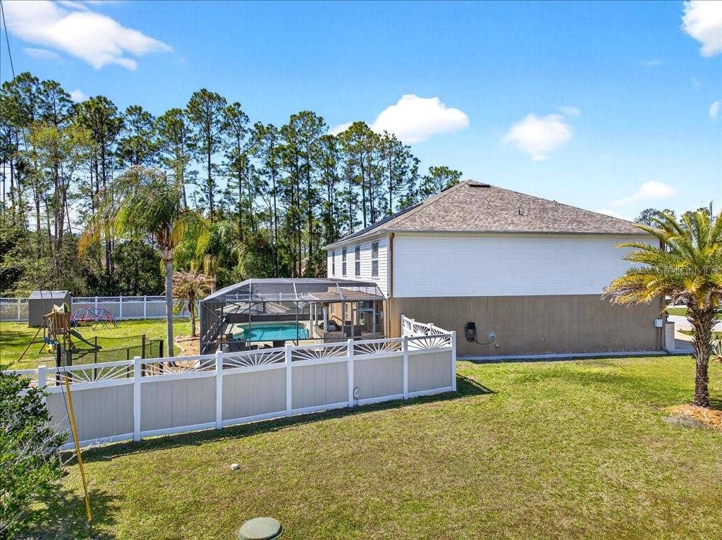 33 RED BARN DRIVE, Palm Coast, FL 32164 33 RED BARN DRIVE, Palm Coast, FL 32164