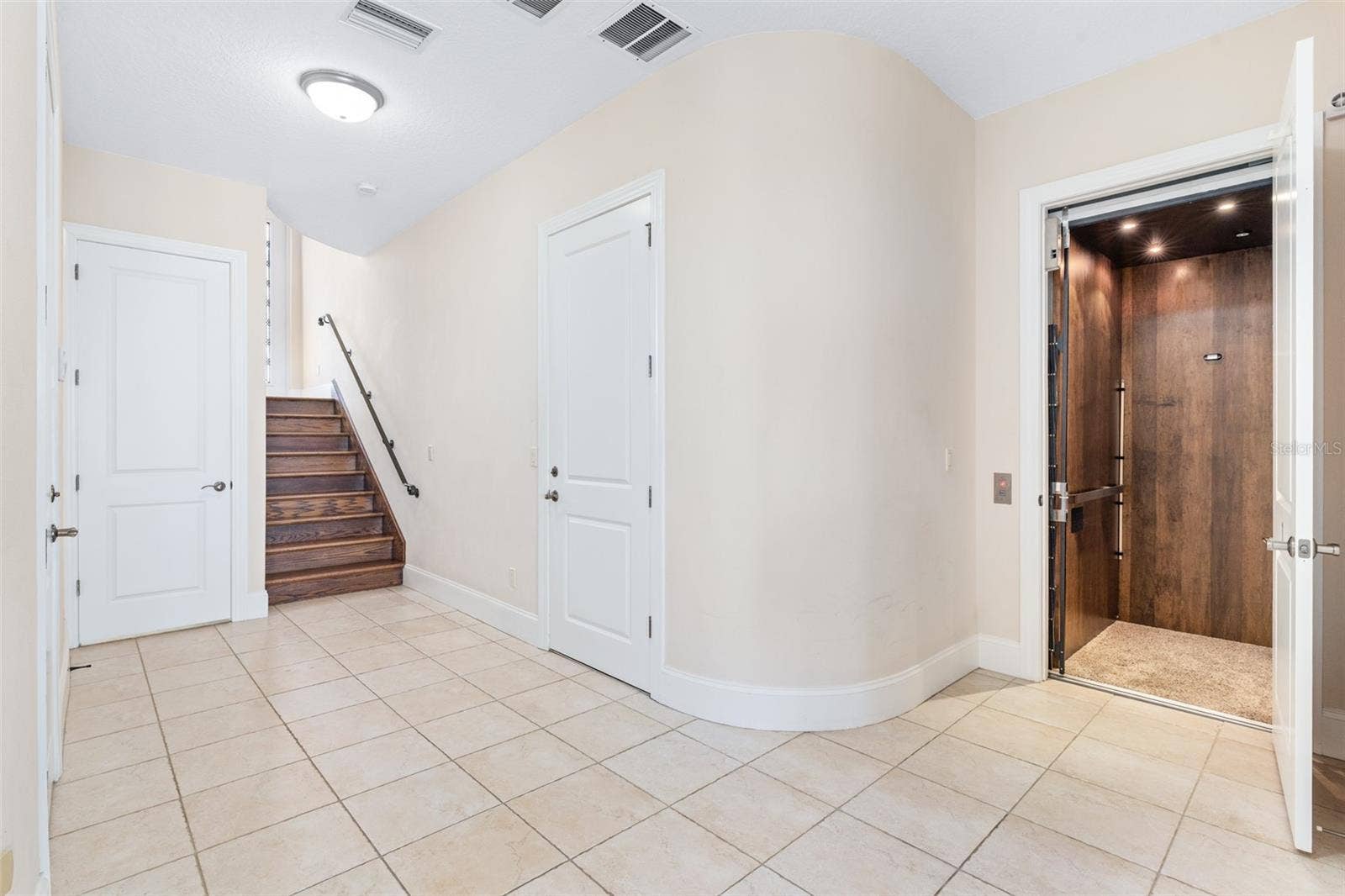 6 HAMMOCK BEACH COURT, Palm Coast, FL 32137 6 HAMMOCK BEACH COURT, Palm Coast, FL 32137