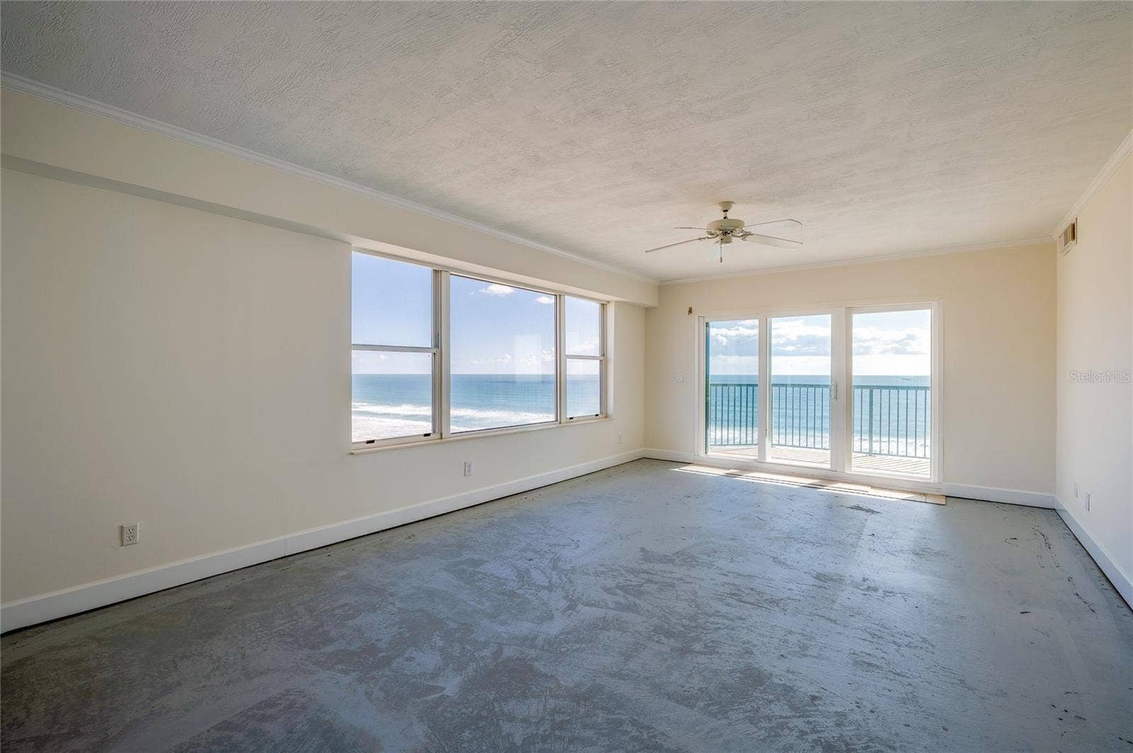 4535 S ATLANTIC AVENUE, #2701, Port Orange, FL 32127 Living Room