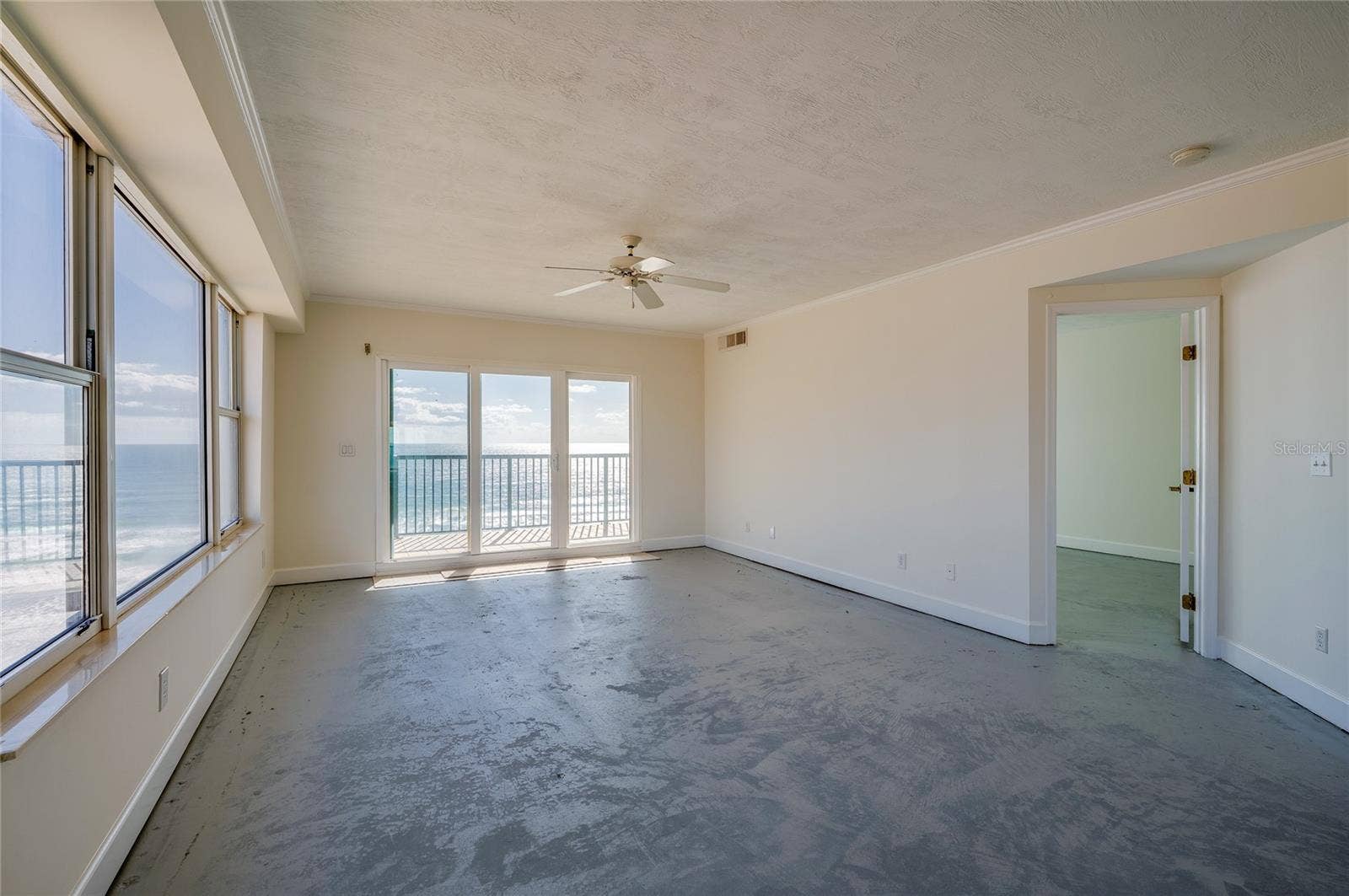 4535 S ATLANTIC AVENUE, #2701, Port Orange, FL 32127 Living Room
