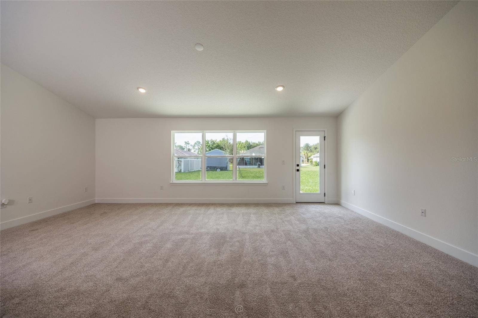 48 PHEASANT DRIVE, Palm Coast, FL 32164 48 PHEASANT DRIVE, Palm Coast, FL 32164
